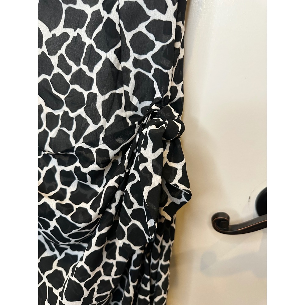 David Warren Womens Giraffe Print Ruched Midi Sheath Dress Black White 4 - Picture 3 of 8